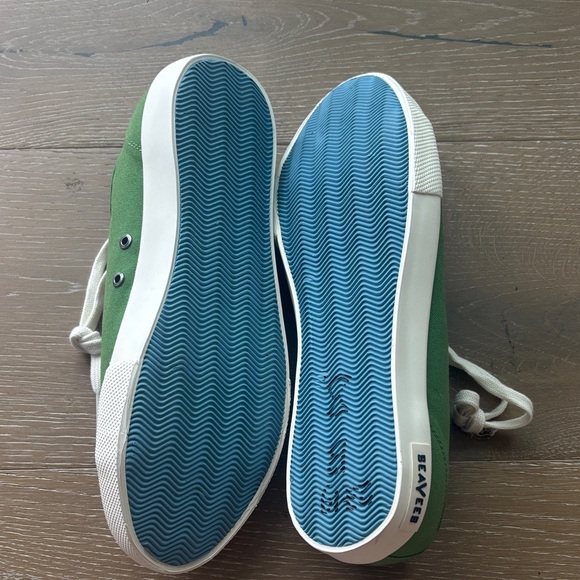 NWOT SeaVees Classic Green Canvas Shoes with White Accents 8.5 - Picture 5 of 6